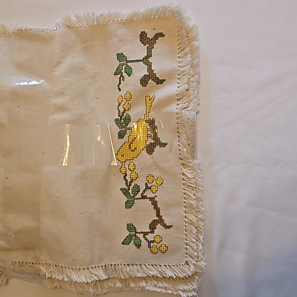 Hand Crafted placemats cross stitch yellow bird matching napkins retro 12pc set - Picture 13 of 17